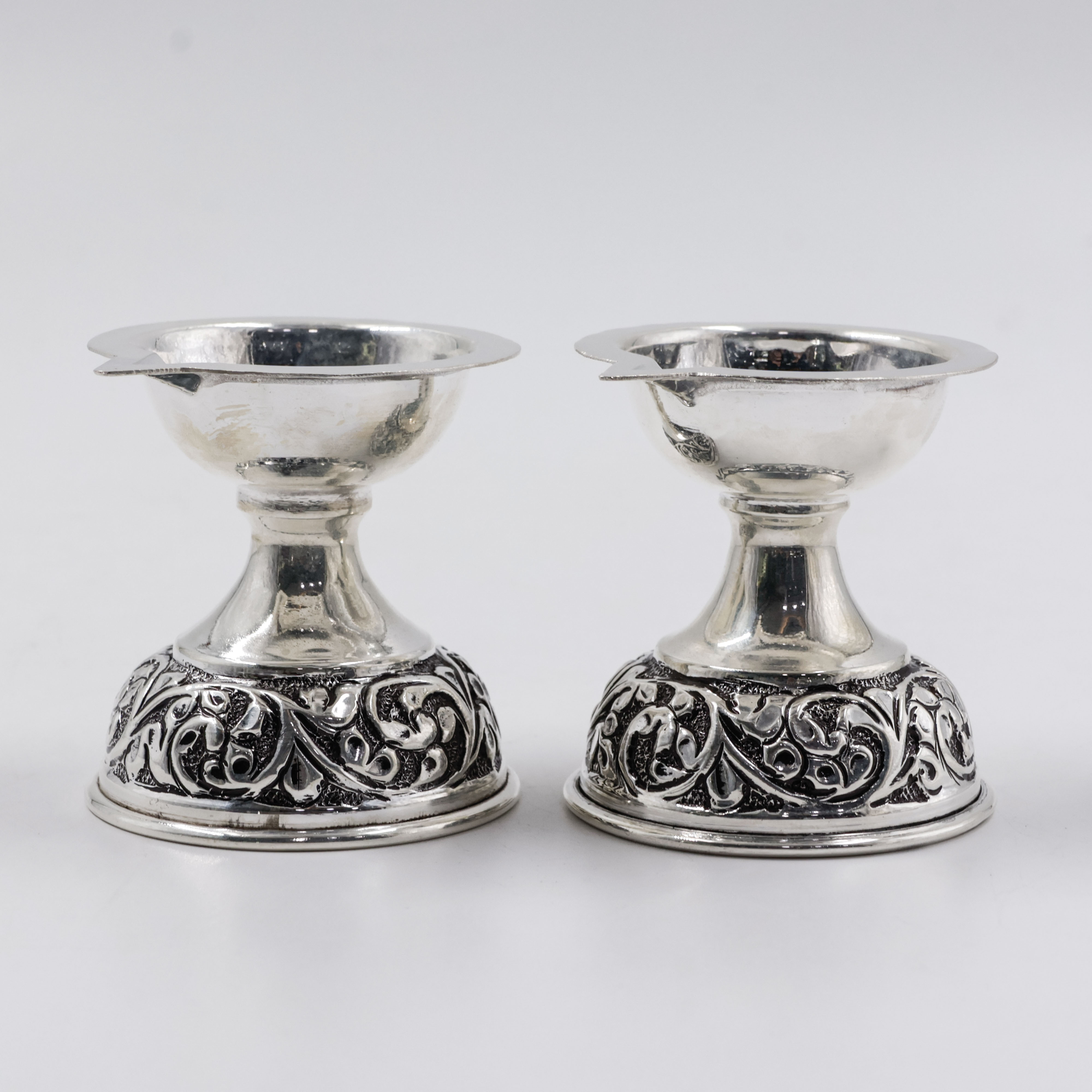 New Akshaya Jewellers - Silver Round Kundulu For Pooja